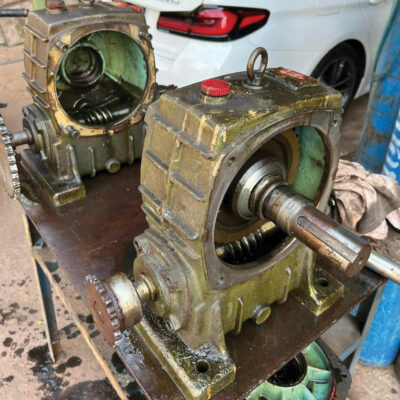 Pic-Tkgoods-Machinery-Work-2